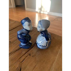Vintage salt and pepper shakers Holland Dutch Delft English royal blue white